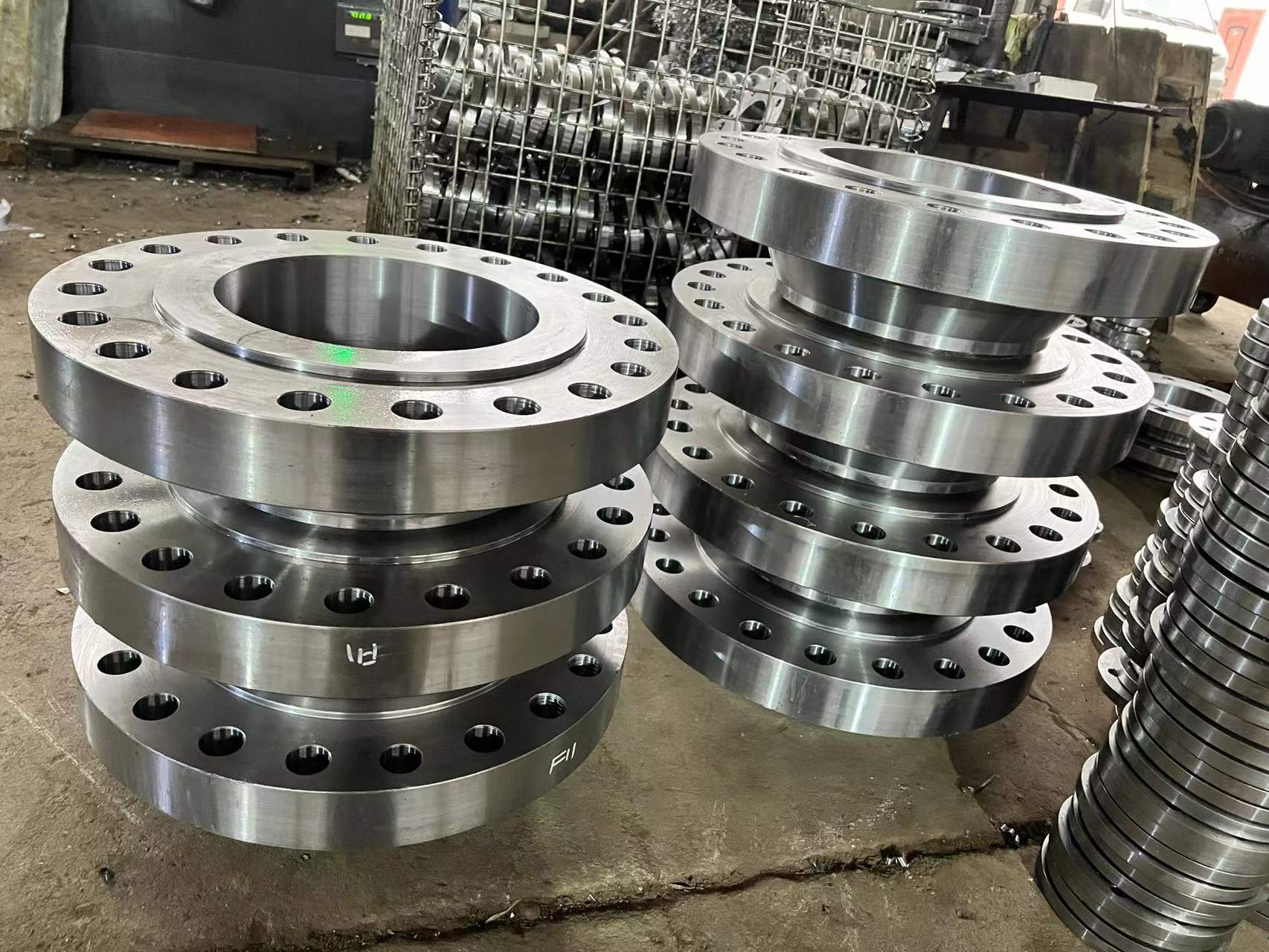 Carbon steel flange.jpg
